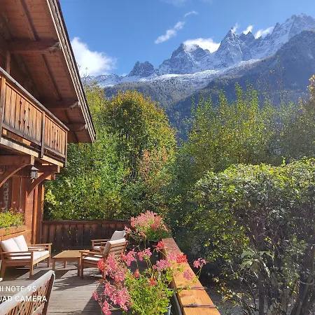 Chalé Altitude 1057 Chamonix